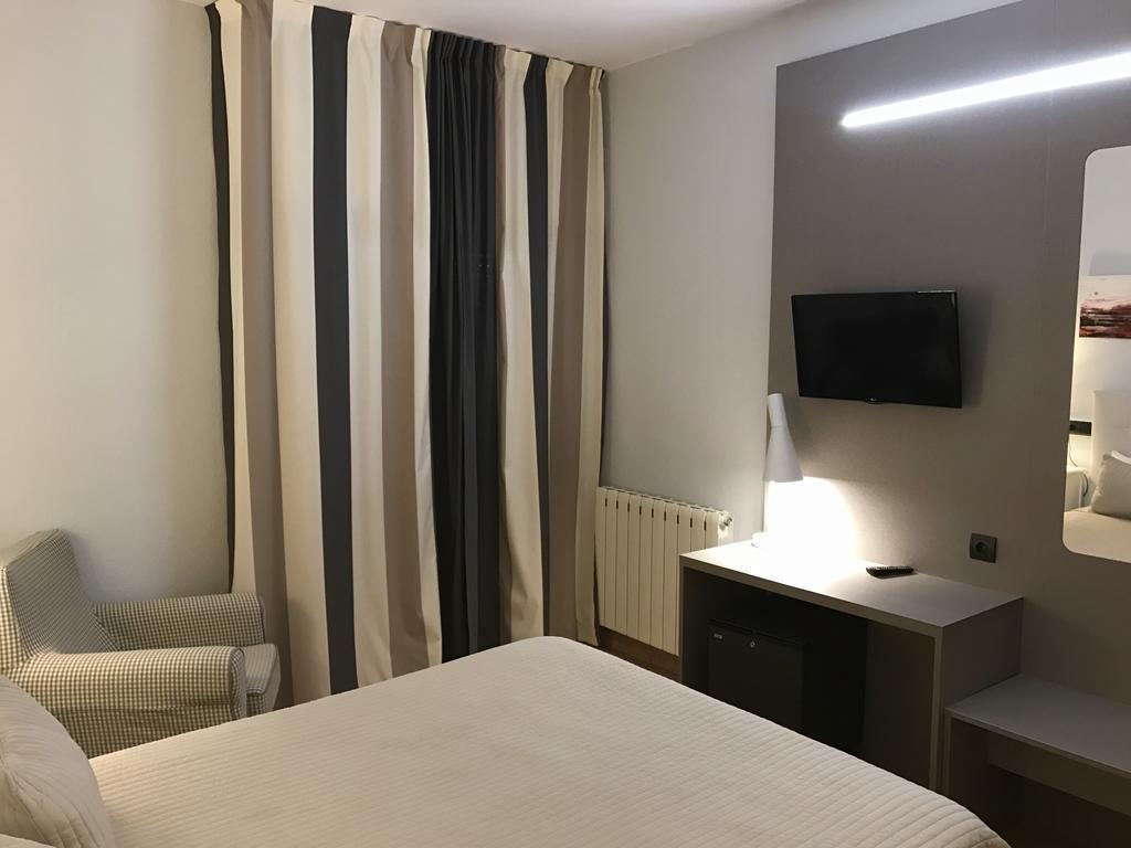 Hotel Valjunco Valencia de Don Juan Zewnętrze zdjęcie