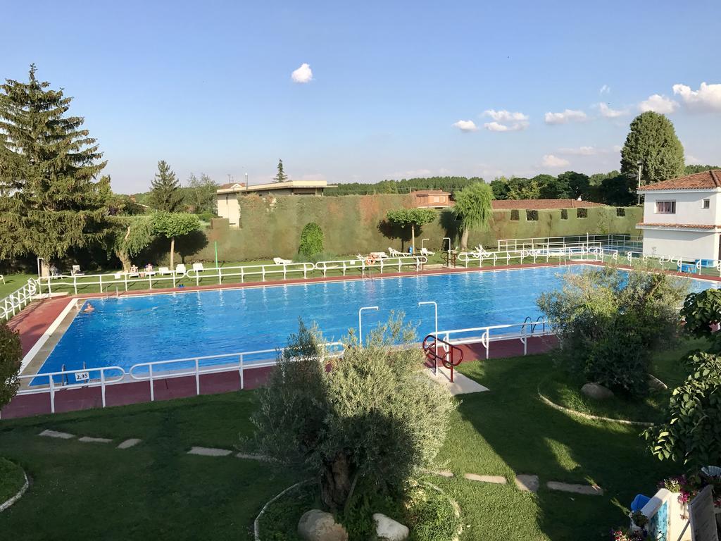 Hotel Valjunco Valencia de Don Juan Zewnętrze zdjęcie