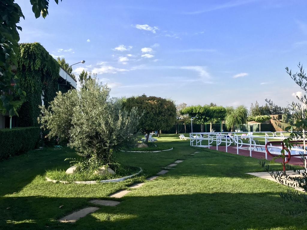 Hotel Valjunco Valencia de Don Juan Zewnętrze zdjęcie