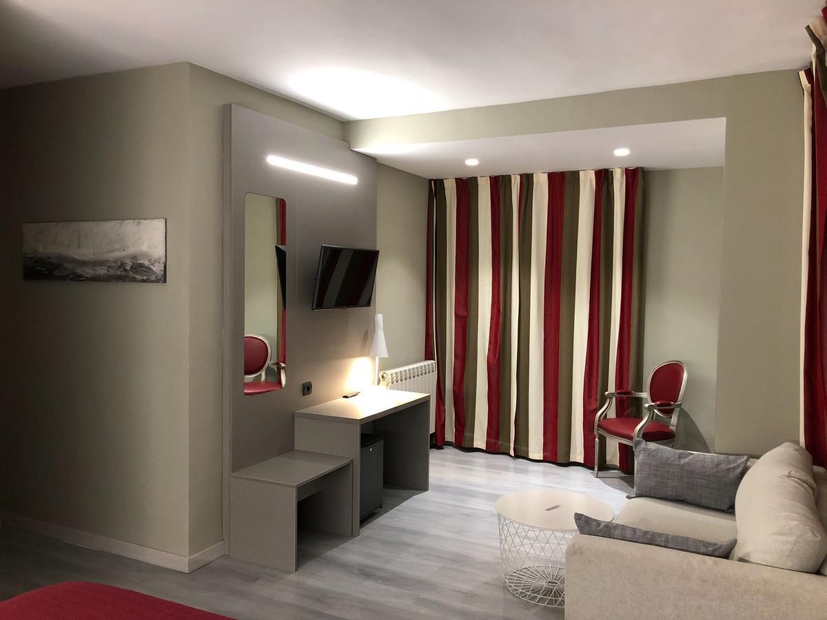 Hotel Valjunco Valencia de Don Juan Zewnętrze zdjęcie
